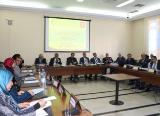 سمير الطيب يقدم مشروع ميزانية الوزارة لسنة 2018