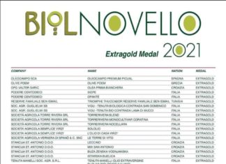 زيت الزيتون التونسي يتحصّل على “الميداليّة الذّهبيّة الممتازة” لأحسن زيت زيتون بيولوجي في العالم