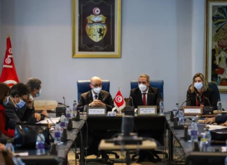 جلسة عمل مشتركة بين وزارتي الفلاحة والسّياحة حول تطوير الاستثمار في السّياحة البديلة