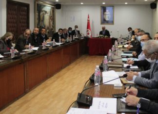 جلسة عمل حول استعدادات وزارة الفلاحة لصائفة 2022