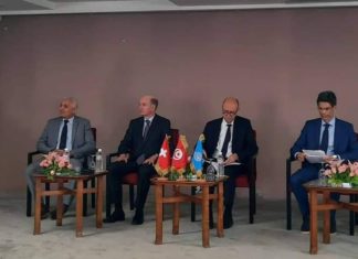 افتتاح اليوم الإعلامي الخاص بتقديم الدراسة الاستراتيجية لتثمين المنتجات المحلية