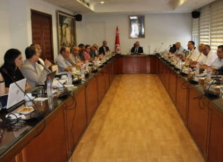 جلسة عمل حول متابعة مشروع الدراسة الاستشرافية لقطاع المياه في أفق 2050