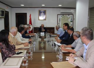 جلسة عمل مع كنفدرالية مؤسسات المواطنة التونسية