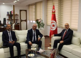 لقاء مع رئيس الاتّحاد التونسي للفلاحة والصيد البحري