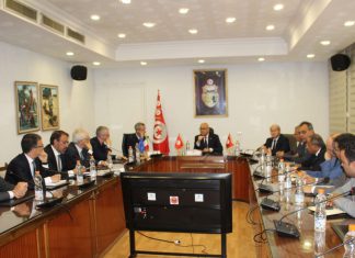 جلسة عمل مع الوفد الايطالي