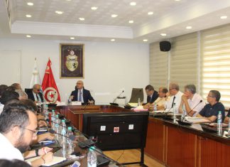 جلسة عمل حول مشروع محطة تحلية مياه البحر بسوسة