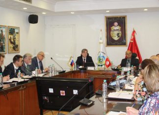 لقاء مع وفد روسي