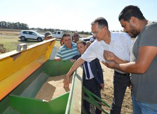 وزير الفلاحة يؤدي زيارة غير معلنة الى المركب الفلاحي والصناعي غزالة ماطر