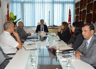 جلسة عمل حول تطوير التشريعات في القطاع الفلاحي