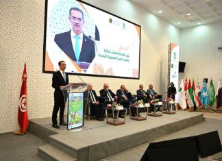 إفتتاح أشغال المائدة المستديرة لتسويق وترويج التمور