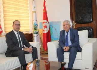 جلسة عمل مشتركة بين وزارتي الفلاحة والصناعة حول الانتقال الطّاقي