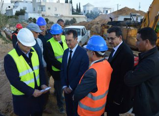 خلال متابعته لتقدّم أشغال التّهيئة والصّيانة على قناة الجلب الرئيسيّة للمياه الصالحة للشّرب بالعقبة : وزير الفلاحة يوصي بالتّسريع في نسق الأشغال