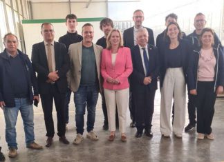 قابس: كاتب الدّولة للمياه ووزيرة التّجارة الخارجيّة والتّنمية الهولنديّة يطّلعان على أنشطة ومكوّنات مشروع “Desert Joy”