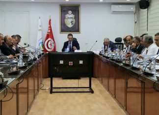 جلسة عمل مشتركة بين وزارتي الفلاحة والدّاخليّة حول التّوقّي من الحرائق والتّصدي لظاهرة الضّخ العشوائي من وادي مجردة