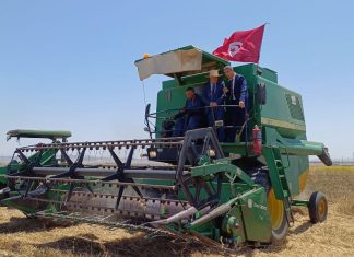 بنزرت: كاتب الدّولة المكلّف بالمياه يشرف على افتتاح موسم الحصاد بالجهة